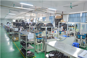 Fully automatic assembly shop